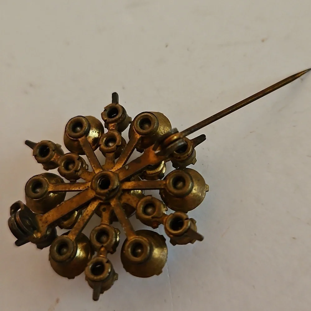 Brillant AB Pinkish Rhinestones On Copper Tone Brooch